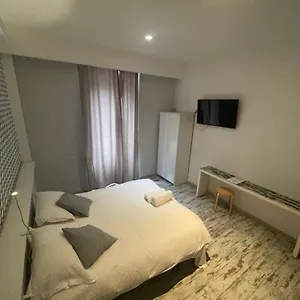 Oda ve Kahvaltı Moshi Moshi